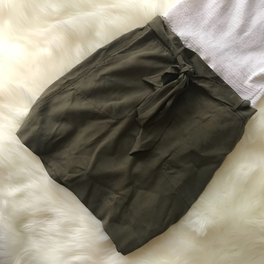 Olive green skirt new condition